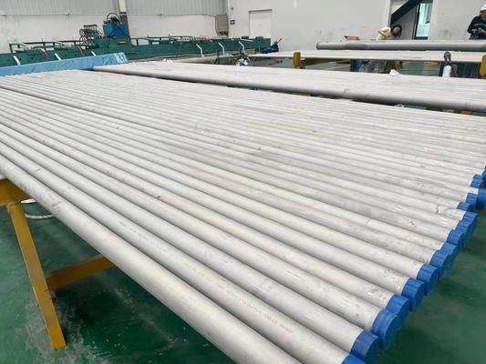 4-610mm Round Stainless Steel Pipe Hot Or Cold Roll With Ba Surface Finish