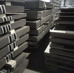 Chromium Carbide Overlay Crusher Wearable Resistance Steel Plate Plate For Hardfacing Buckets Elevators